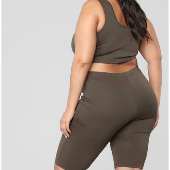 Fashion Nova Curve Bondoc Biker Short Set - Picture 2 of 4